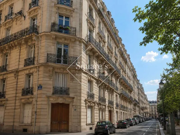 Vends t6 et plus - 158 m² - Paris 9Ème