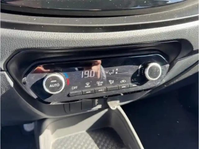 Toyota Aygo 1.0 vvt-i 72 dynamic cvt — photo 16