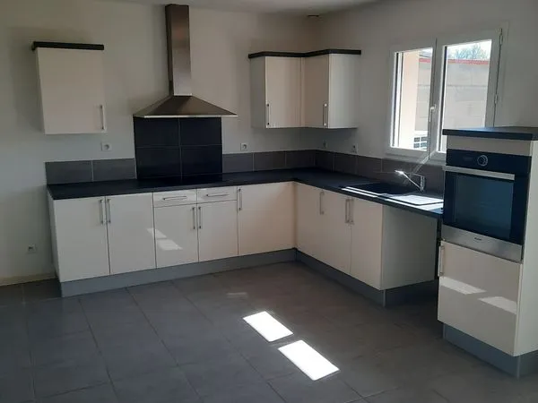 Location maison 96m2 avec garage