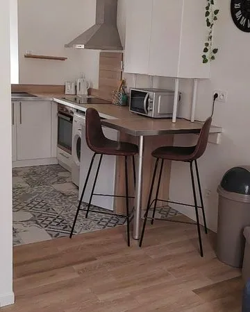 Studio meublé de 21 m² - Centre-ville de Sens (89100) - 420 CC
