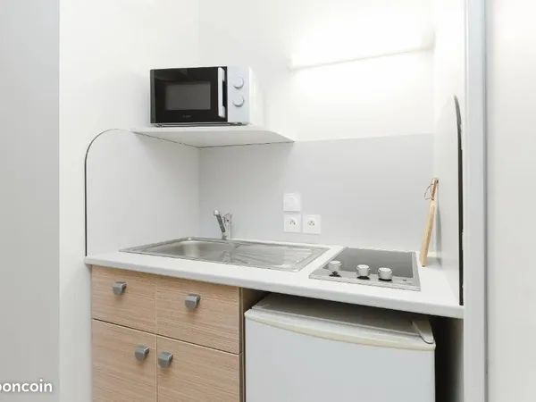À louer, A partir de 1110 T1 meublé de 27 m²