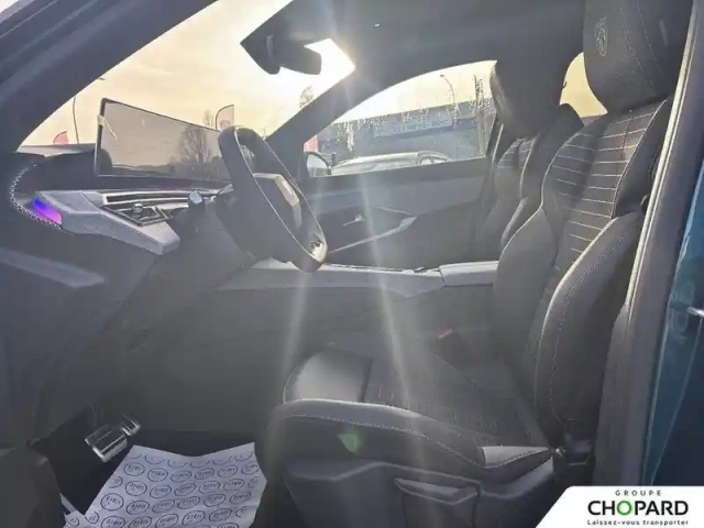 Peugeot 3008 hybrid 145 e-dcs6 — photo 31
