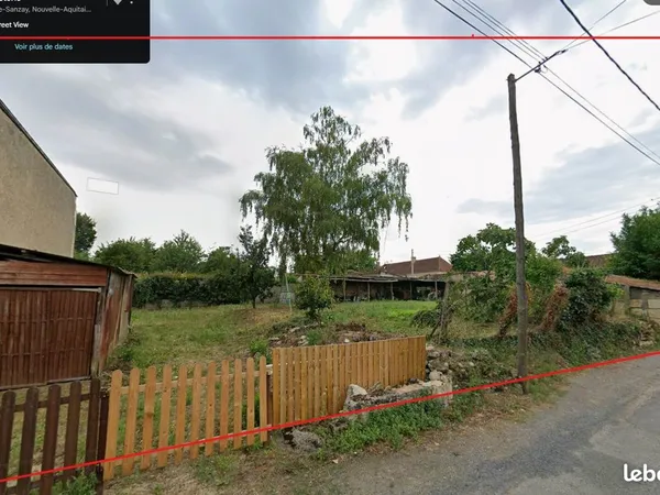 Terrain constructible - 1 264 m² - Saint-Martin-de-Sanzay (Passais)