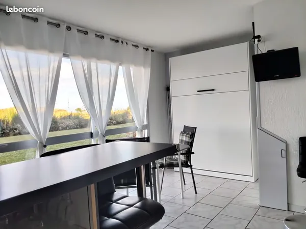Studio tout confort à la plage de Calais