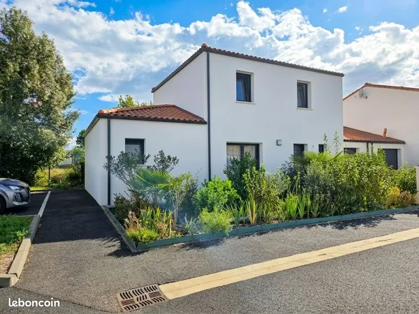 Maison 90 m² avec terrain à SAINT-MARTIN-DE-CRAU (13)