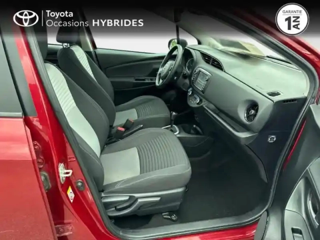 Toyota Yaris hsd 100h dynamic 5p — photo 6