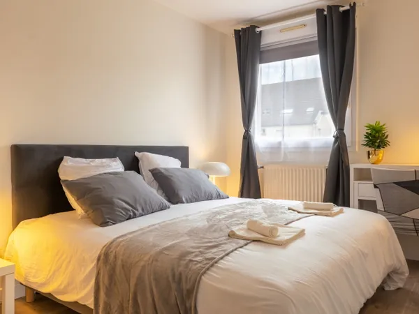Loue chambre 10m² chez l'habitant - Évry Centre