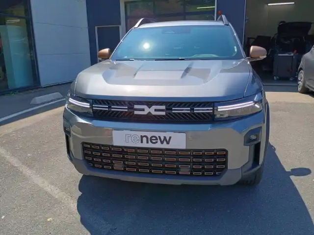 Dacia Bigster hybrid 155