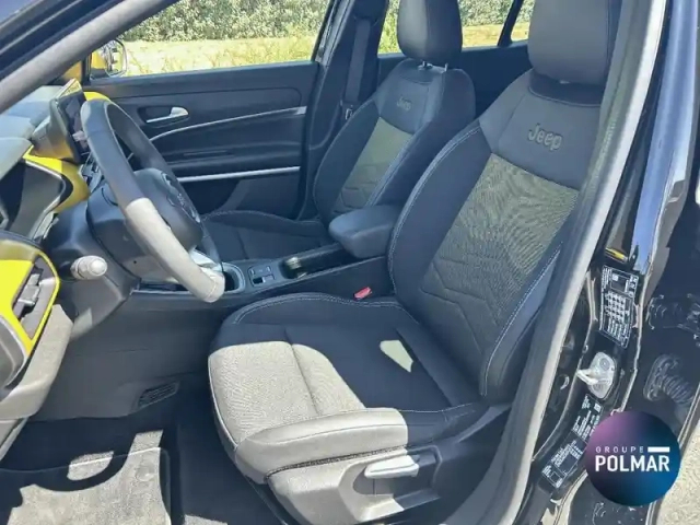 Jeep Avenger electrique 156ch 115kw 1st edition — photo 11