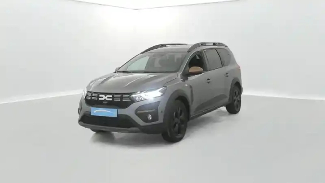 Dacia Jogger tce 110 7 places gsr2 — photo 10