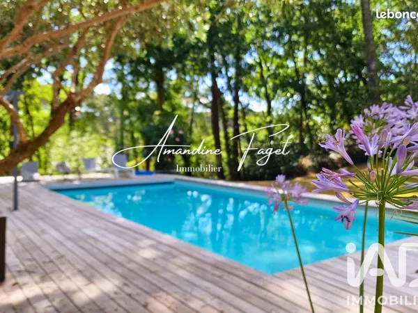 Villa 5 pièces 144 m²