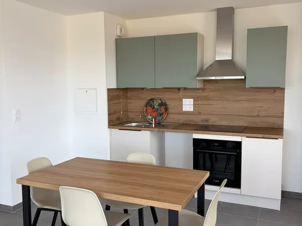 Bel appartement neuf 2 chambres avec balcon à Haguenau