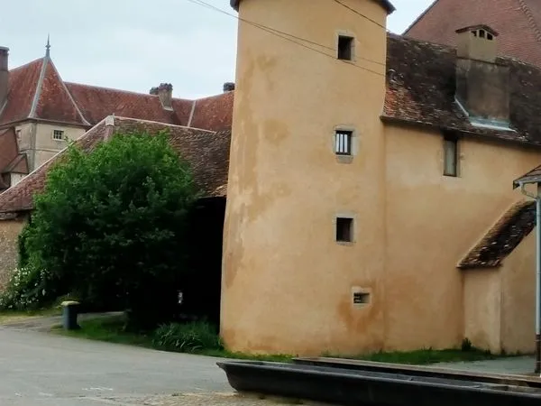 Chambre dans ferme du XVII° à 15 km de Besançon