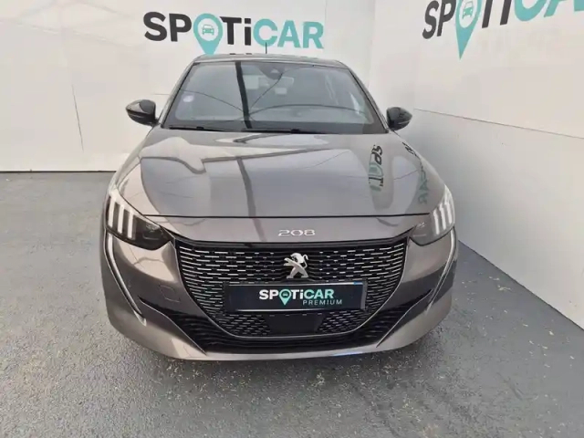 Peugeot 208 puretech 100 s&amp;s eat8 — photo 17