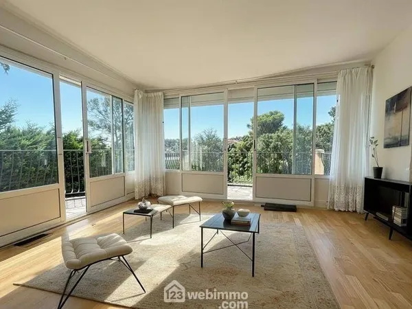 Appartement 4 pièces 100 m²