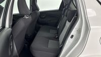 Toyota Yaris 100h Dynamic 5p RC18 — photo 13