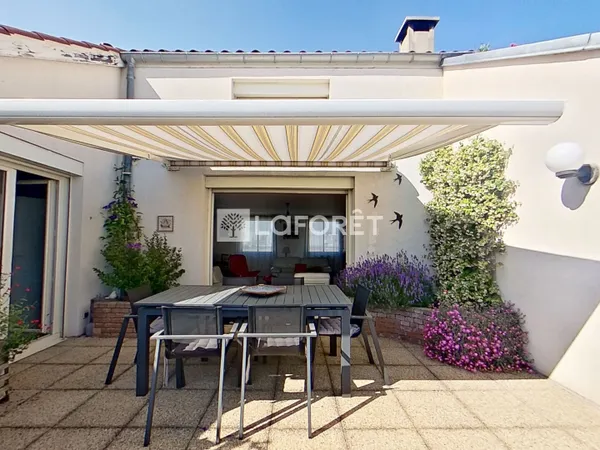 Appartement 5 pièces 162 m²
