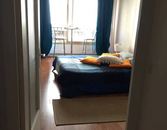 Studio 1 pièce 28 m²