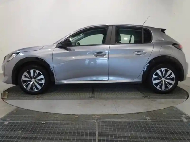 Peugeot 208 e- 136ch like — photo 5