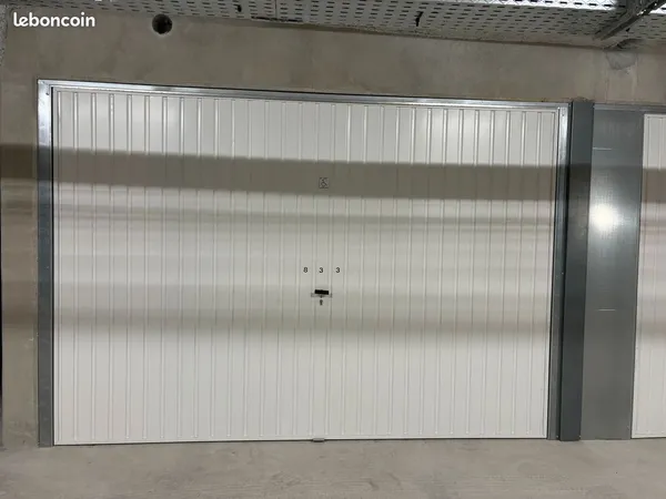 Location garage 18m2 PMR