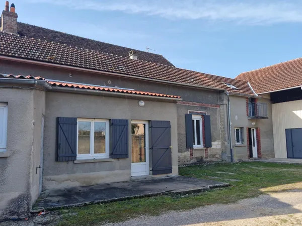 PROCHE CENTRE VILLE SENS, MAISON BEAU VOLUME + DEPENDANCE