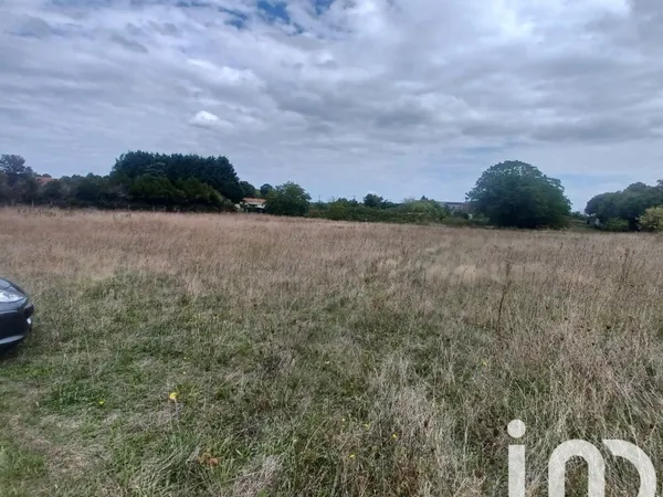 Terrain 2139 m²