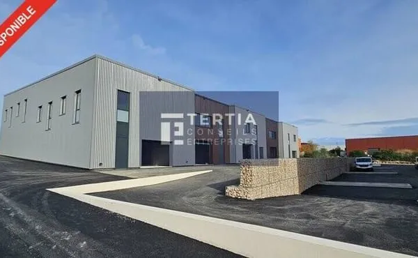Local d'activité 362 m²