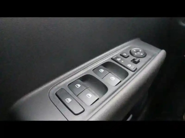 Hyundai Inster 49 kwh 115ch creative 5pl — photo 7