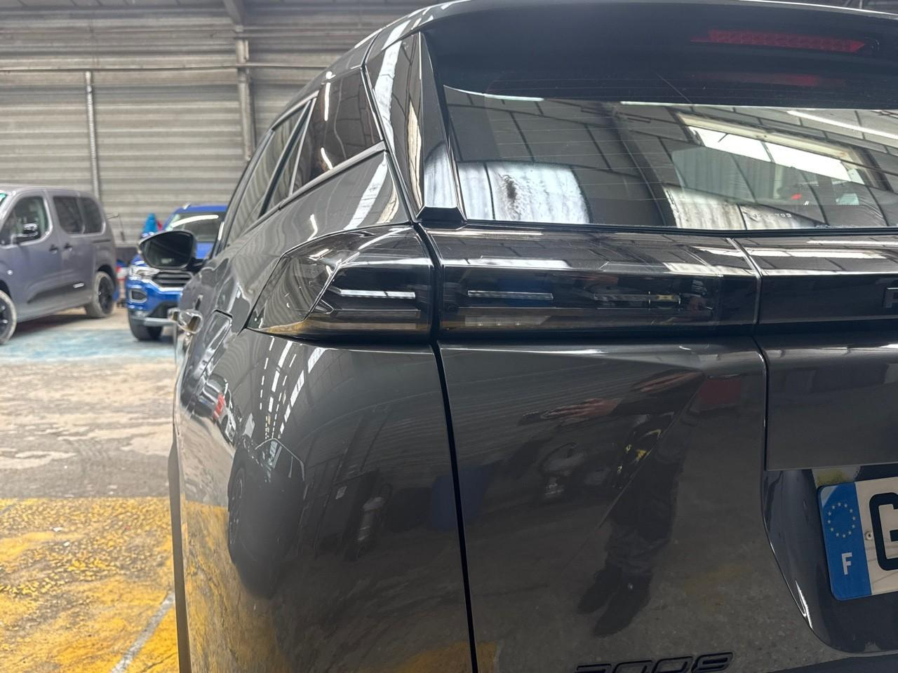 Peugeot 2008 1.2 puretech 100ch s&s active — photo 22