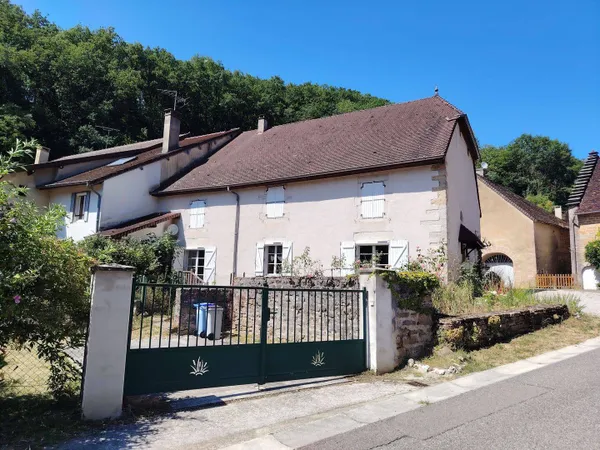 Maison 7 pièces 150 m²