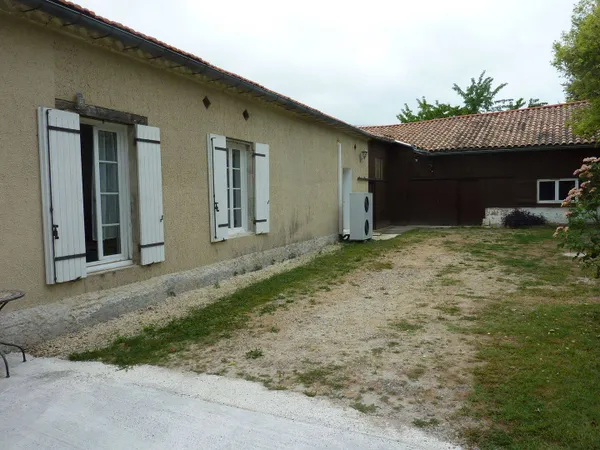 Maison 8 pièces 275 m²
