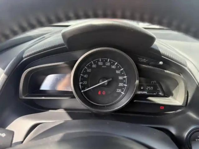 Mazda Cx3 skyactiv-g 120 signature — photo 9