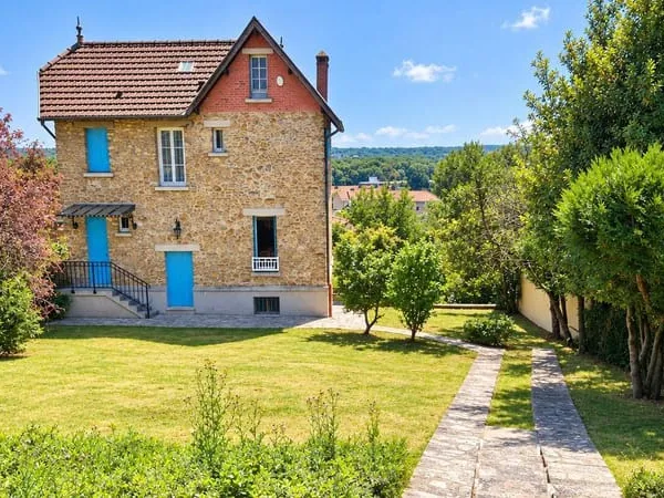 Maison 8 pièces 137 m²