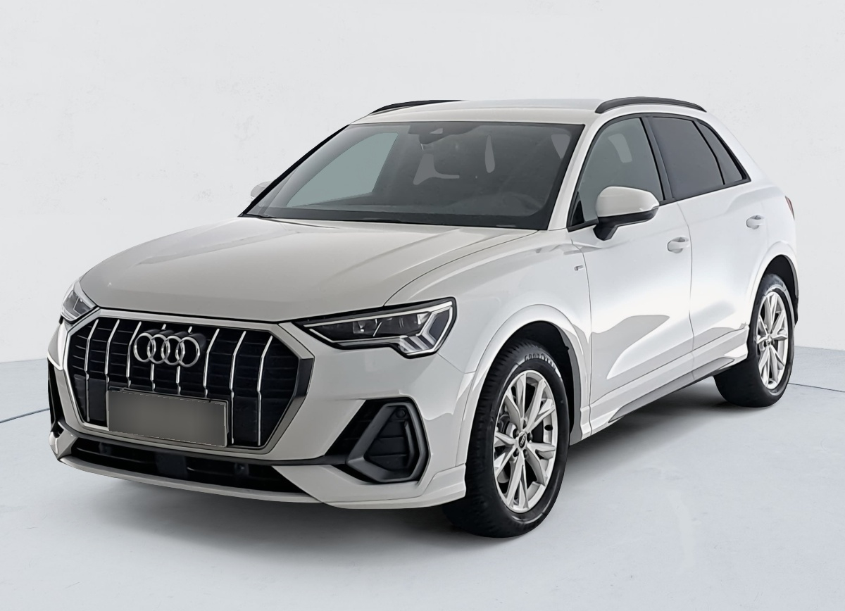 Audi Q3 — photo 1