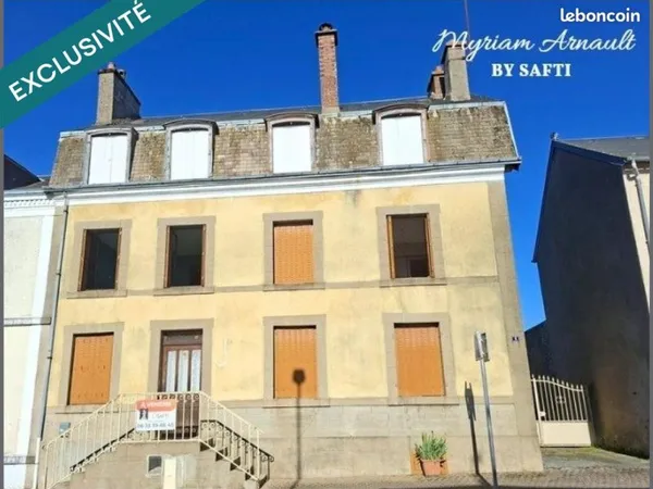 Propriété 11 pièces 200 m²