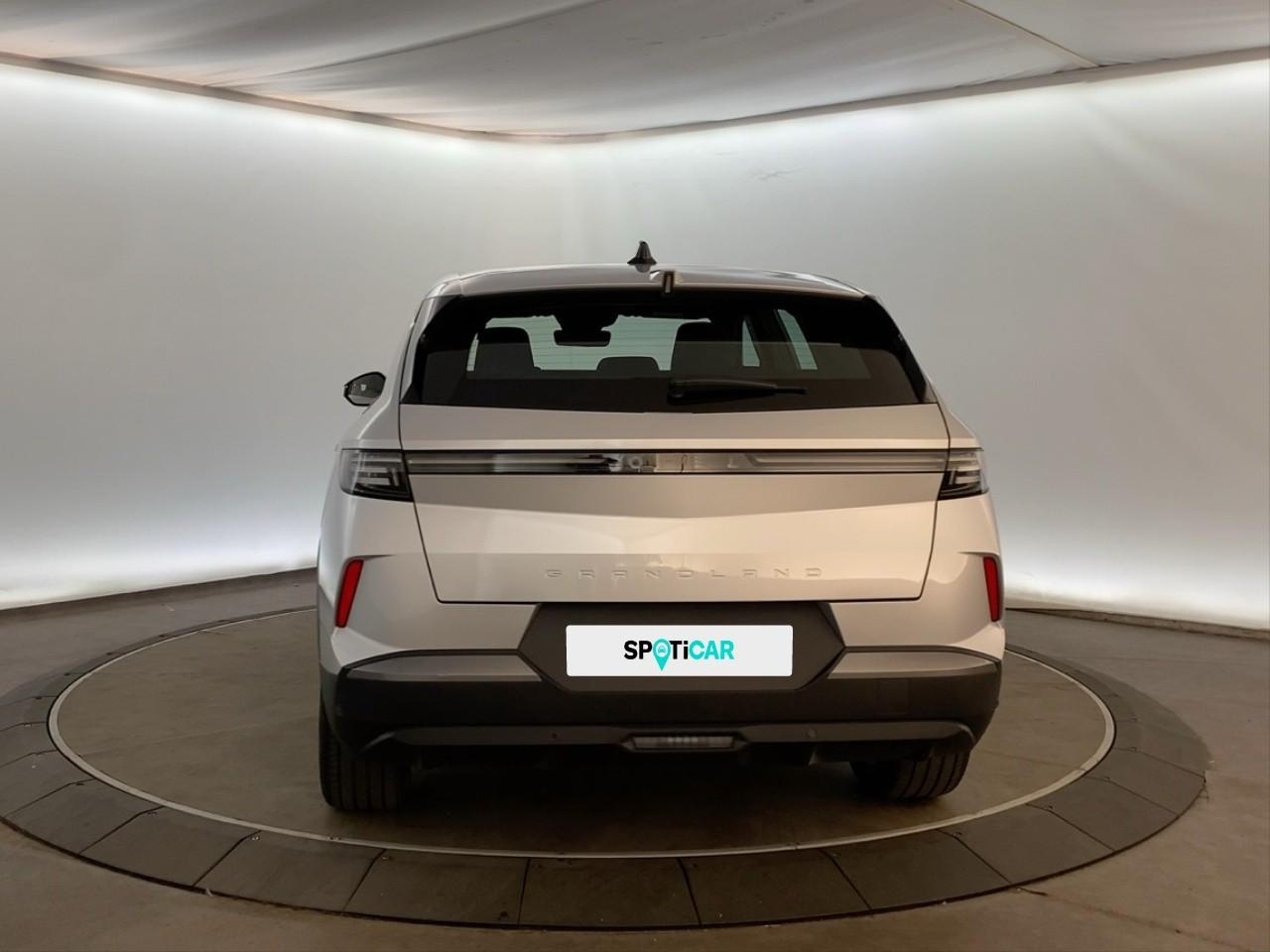 Opel Grandland 1.2 turbo hybrid 145 ch e-dct6 edition — photo 5
