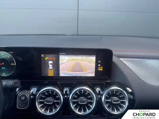 Mercedes Eqa 250+ — photo 15