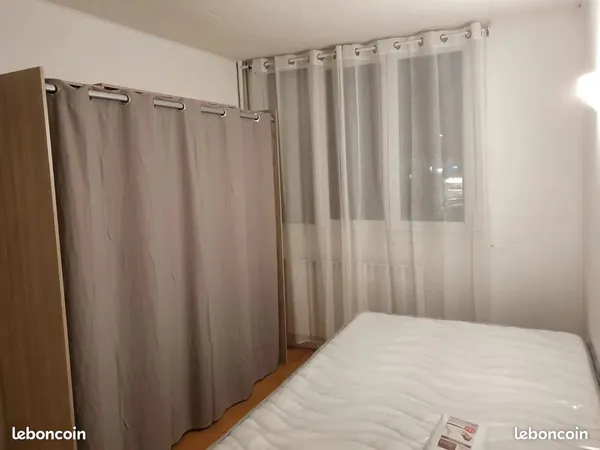 Colocation meublée et équipée de 4 chambres / Disponibilité immédiate