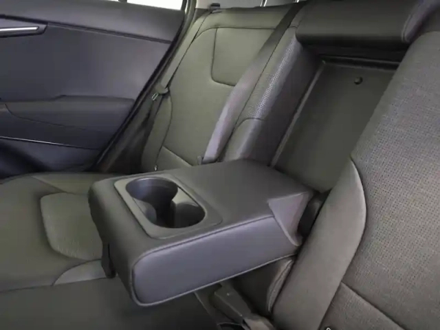 Kia Niro 1.6 gdi 171 ch phev dct6 — photo 22