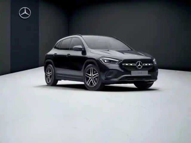 Mercedes Gla 200 d progressive line — photo 7