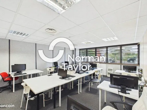 Bureaux 211 m²