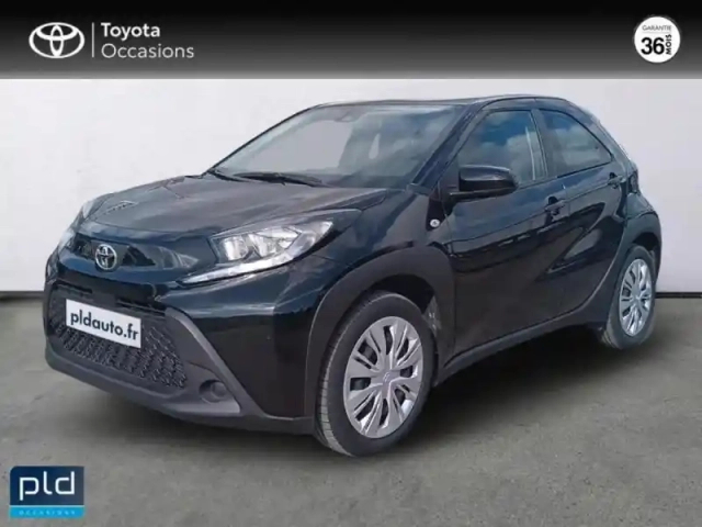 Toyota Aygo x 1.0 vvt-i 72ch dynamic — photo 1