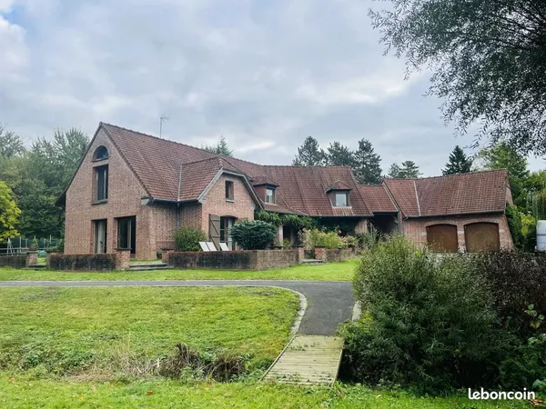 Propriété 8 pièces 251 m²