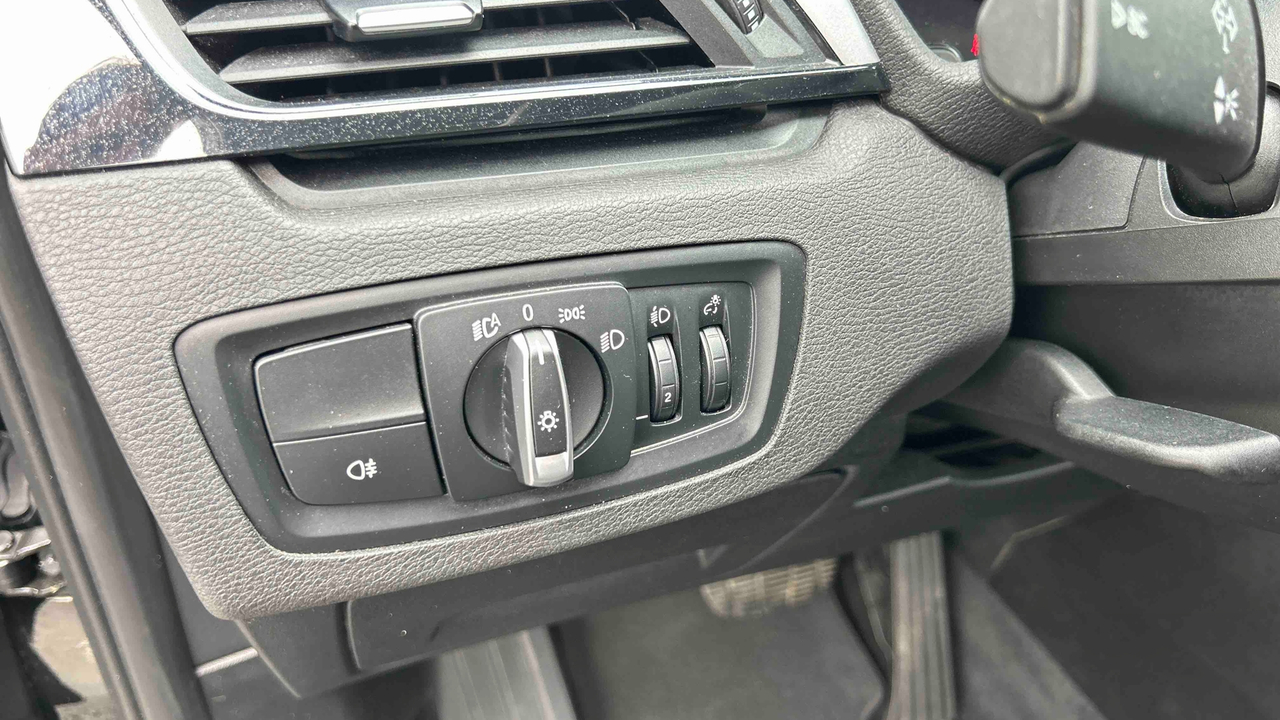 BMW X1 xDrive 25e 220 ch BVA6 — photo 20