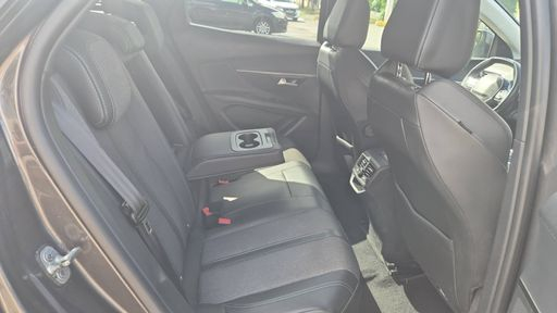 Peugeot 3008 1.6 THP 300 Hybrid4 EAT8 - Allure Pack – 2021 – 98045 km – Hybride rechargeable – Boîte Automatique — photo 27
