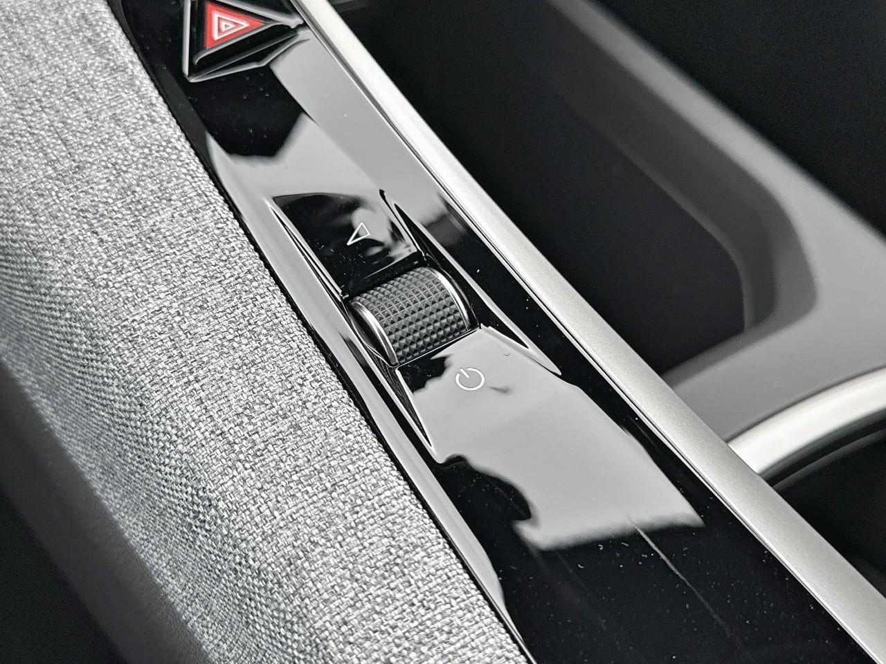 Peugeot 3008 hybrid 145 e-dcs6 allure — photo 31
