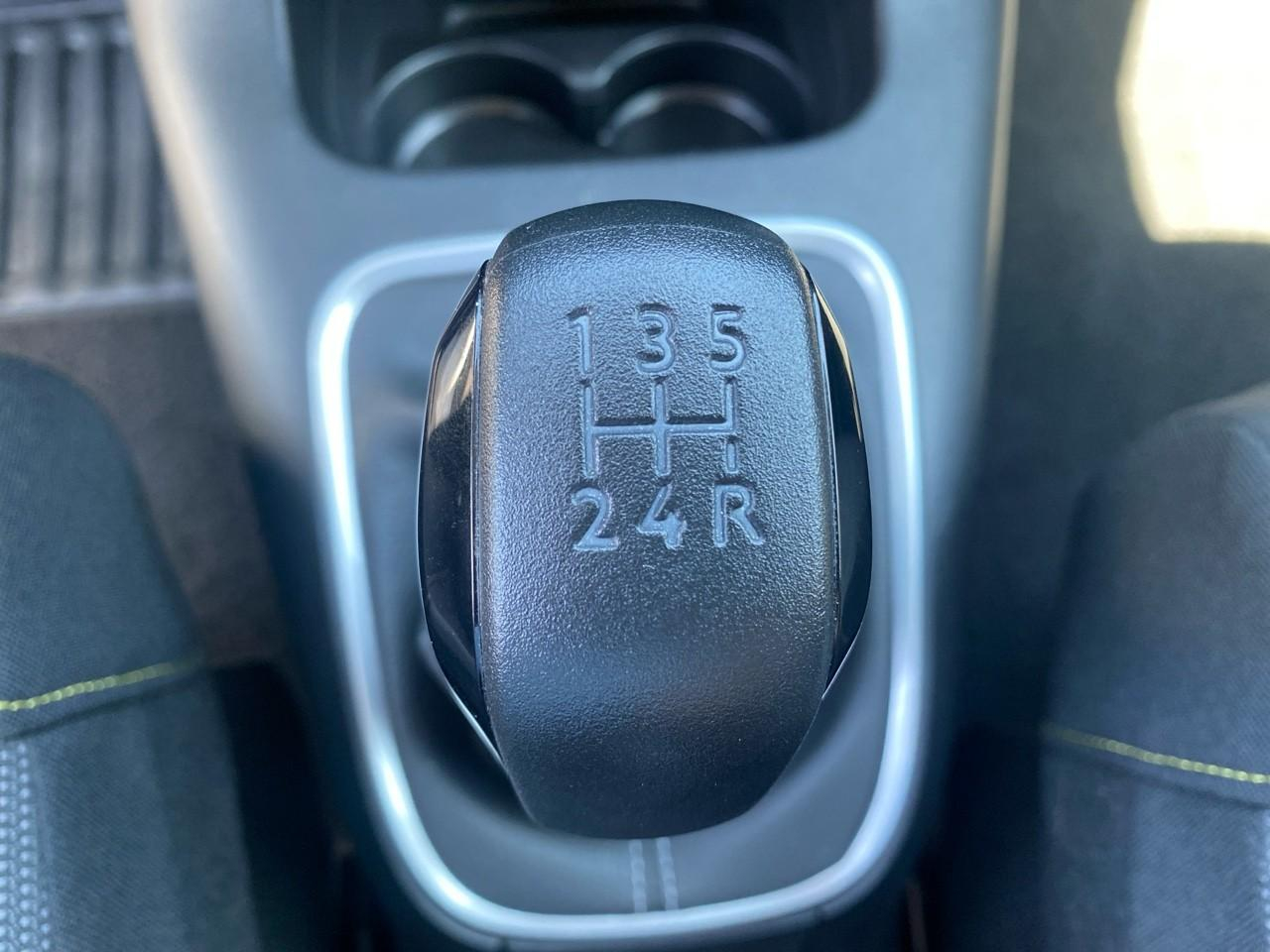 Citroën C3 1.2 puretech 83ch s&s shine — photo 26