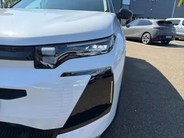 Citroën C5 Aircross hybride rechargeable 195 ch e-eat7 — photo 16