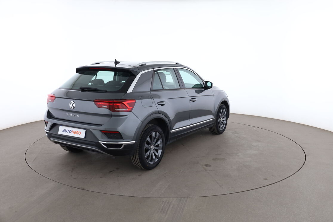 Volkswagen T-Roc 2.0 TDI Carat DSG7 — photo 5