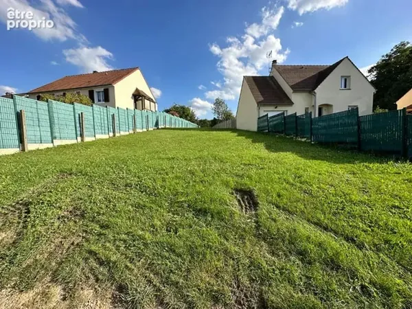 Terrain 472 m²